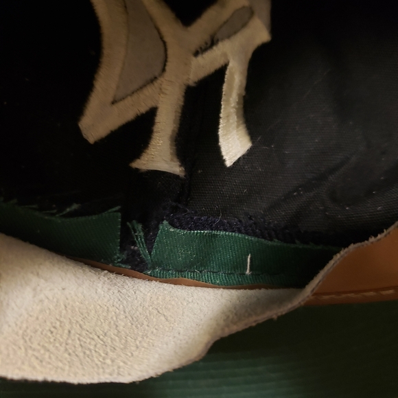 vintage Yankees hat - Picture 8 of 11